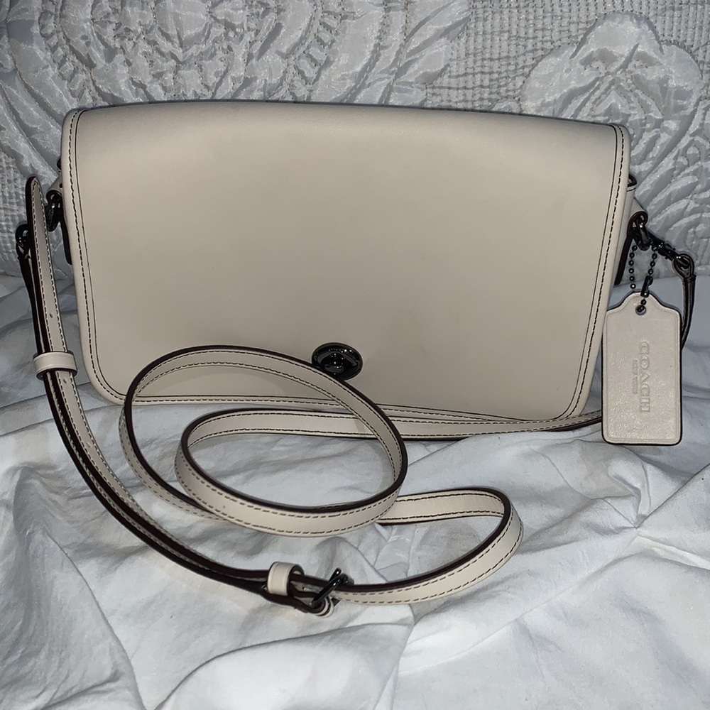 Sold Coach dinky